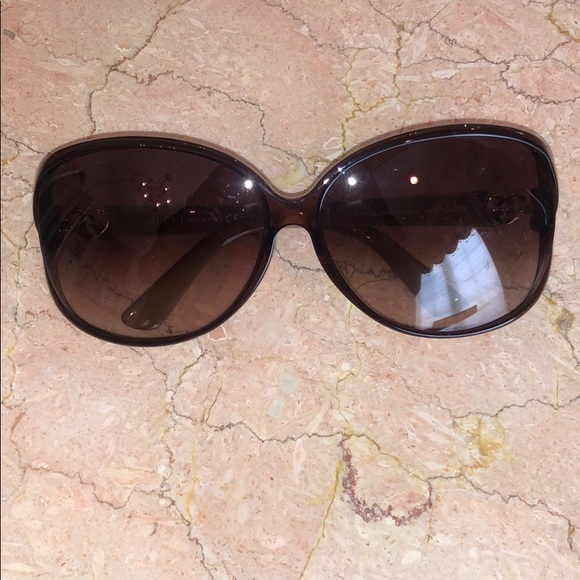 Gucci Sunglasses - Picture 7 of 8